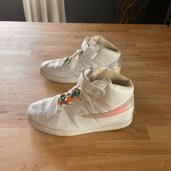 Fila hightop, tennis shoes - Picture 7 of 9